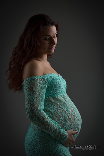 71 Fotoshoot Zwangerschap Linda Olthoff fotografie Beverwijk Heemskerk